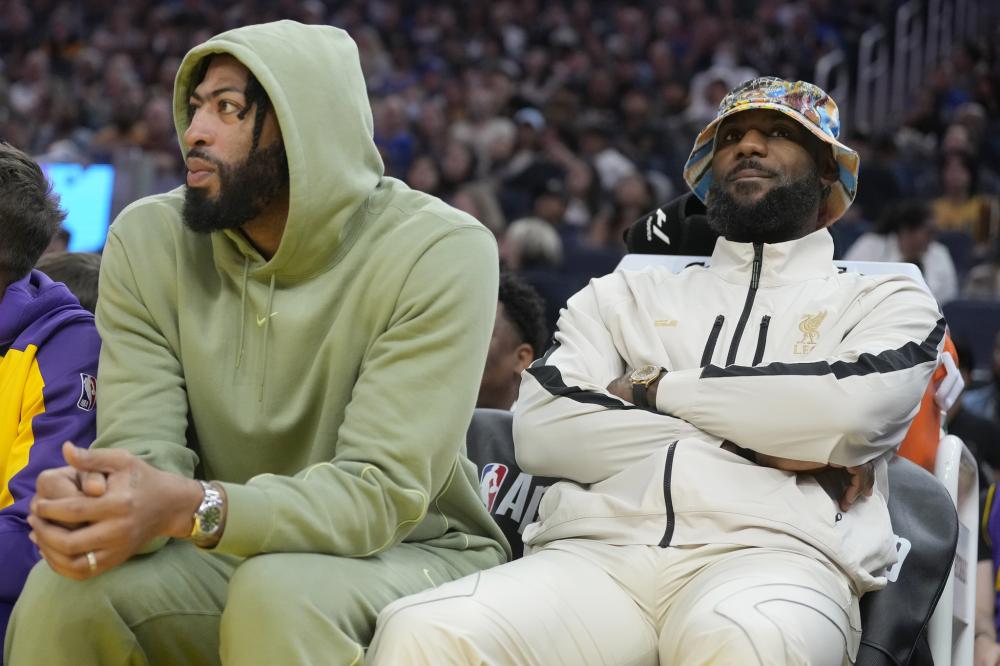 下屡屡打出 下屡屡打出