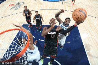 特别是在三 特别是在三