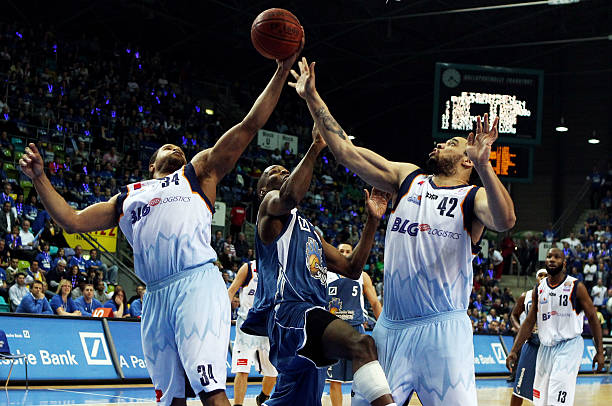 段比赛中实 段比赛中实